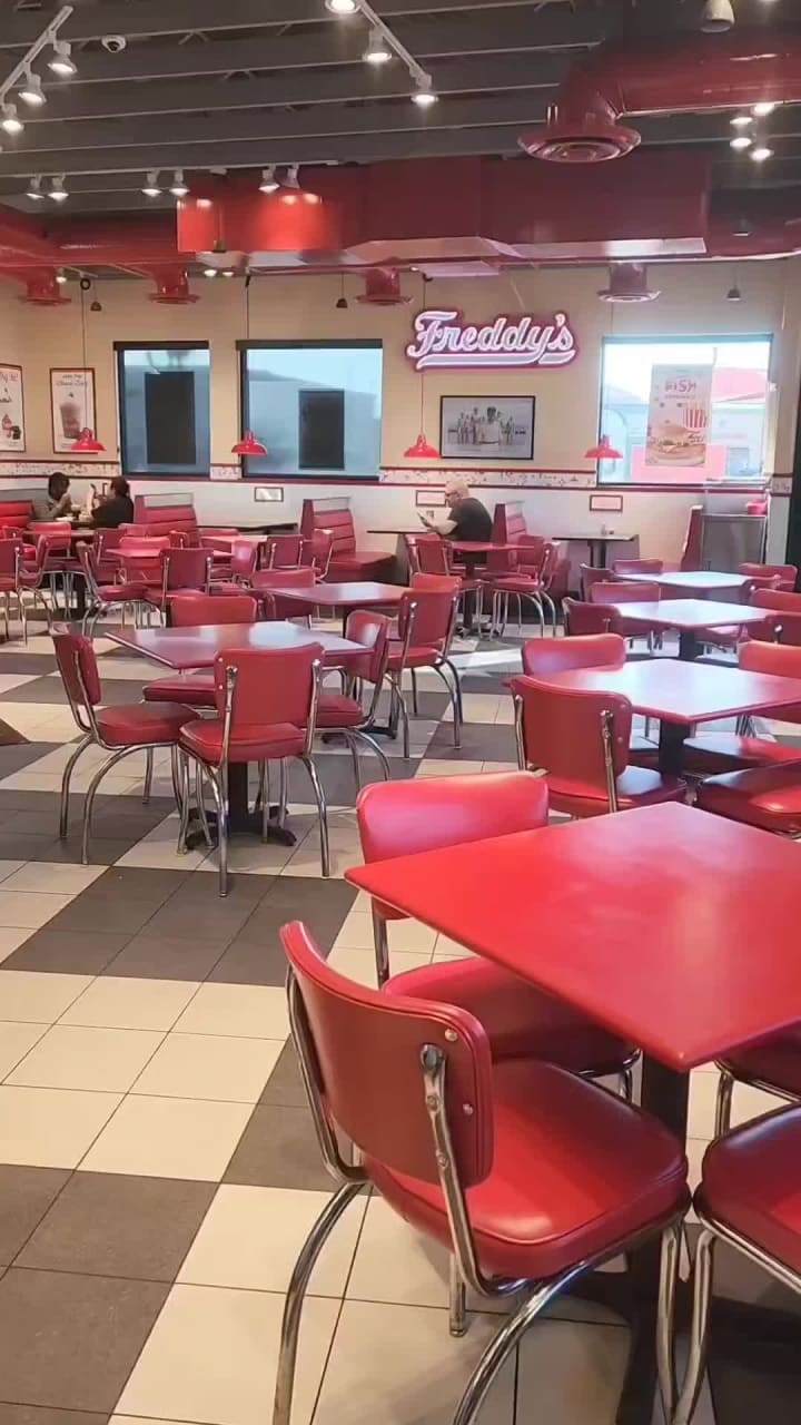 Freddy's Frozen Custard & Steakburgers