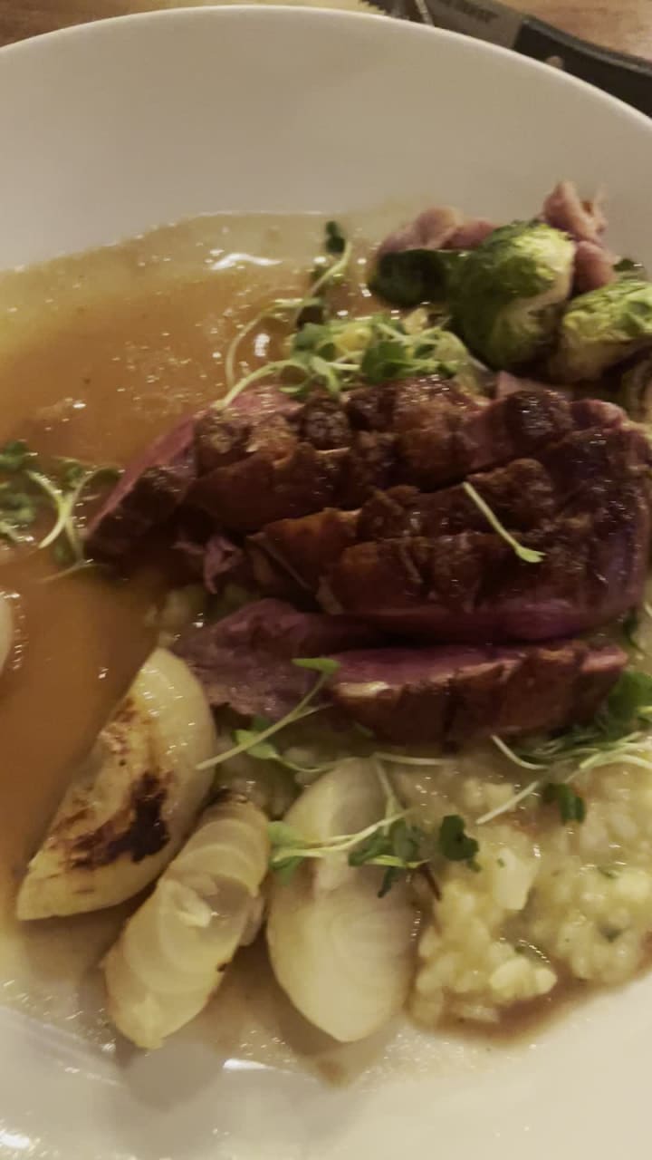 Video review of Edison: Food+Drink Lab