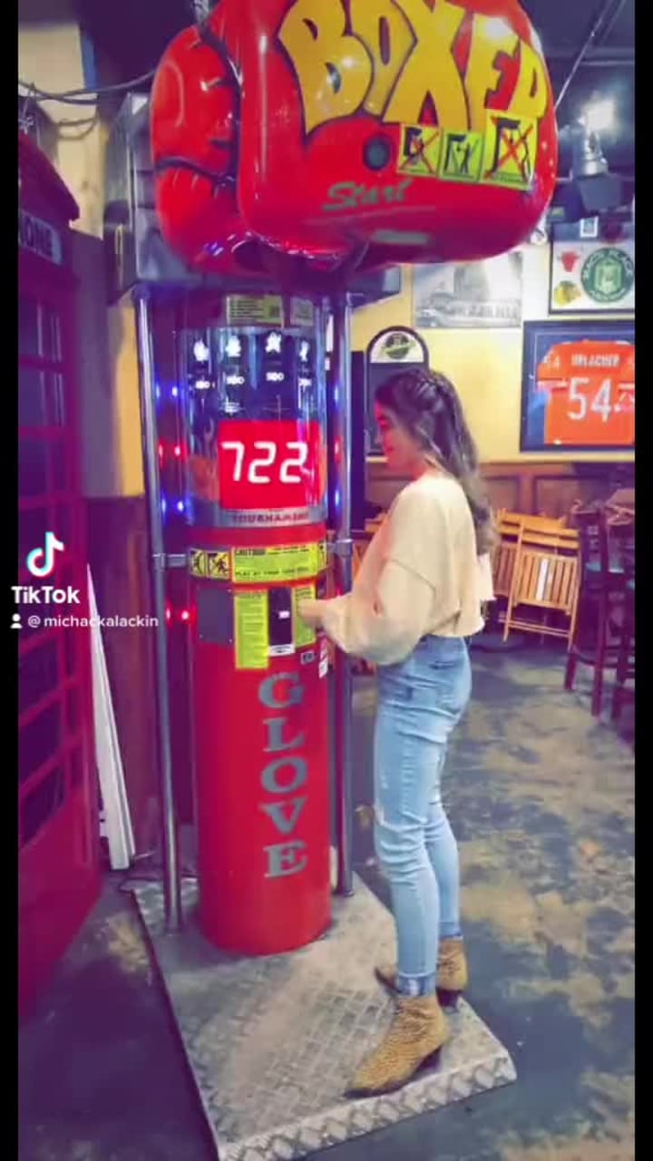 Video review of Mac's Place