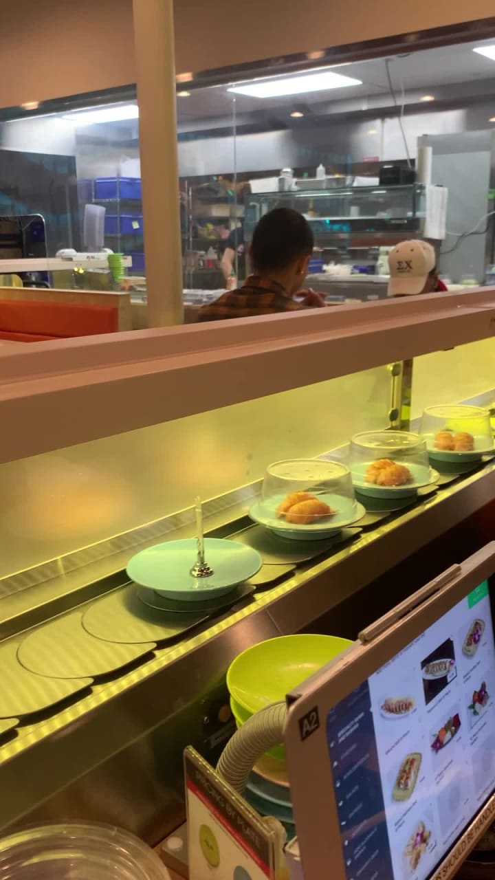 Mikami Bar & Revolving Sushi, Convoy San Diego