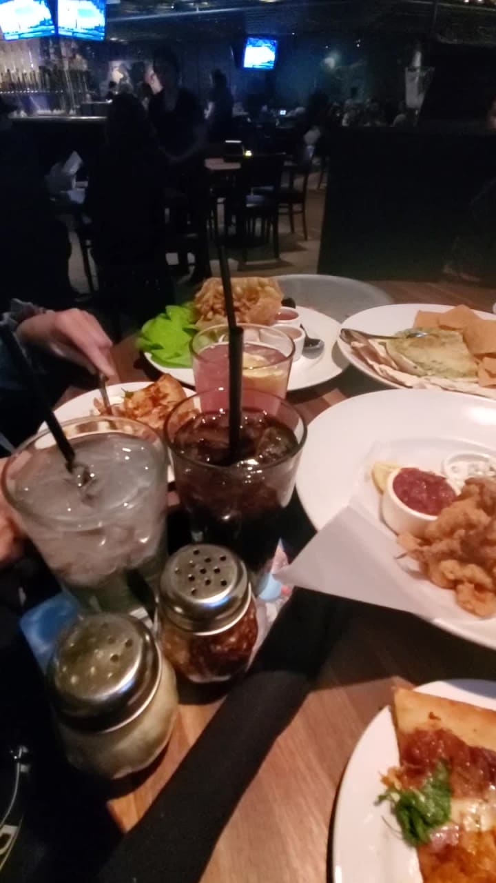Video review of Yard House