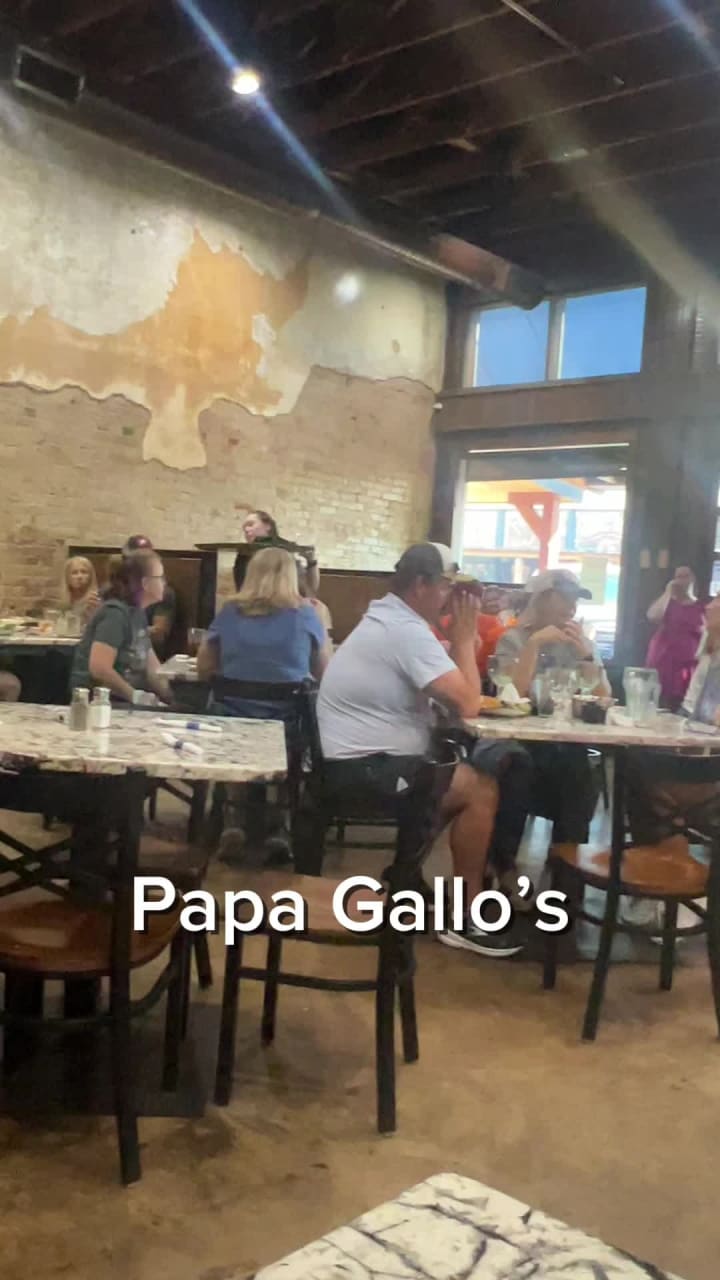 Papa Gallo's