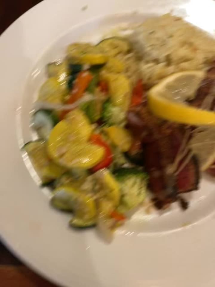 Video review of Bistro 1100