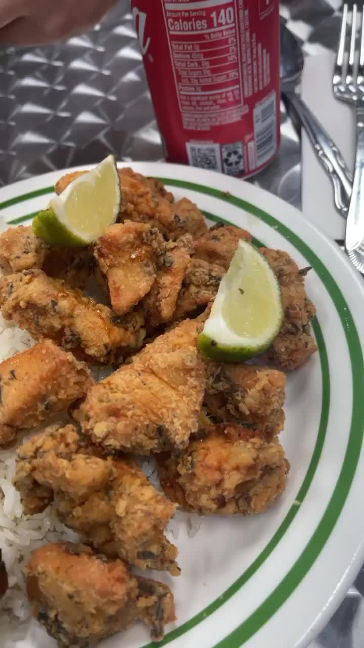 DJ & C Reyna Restaurant