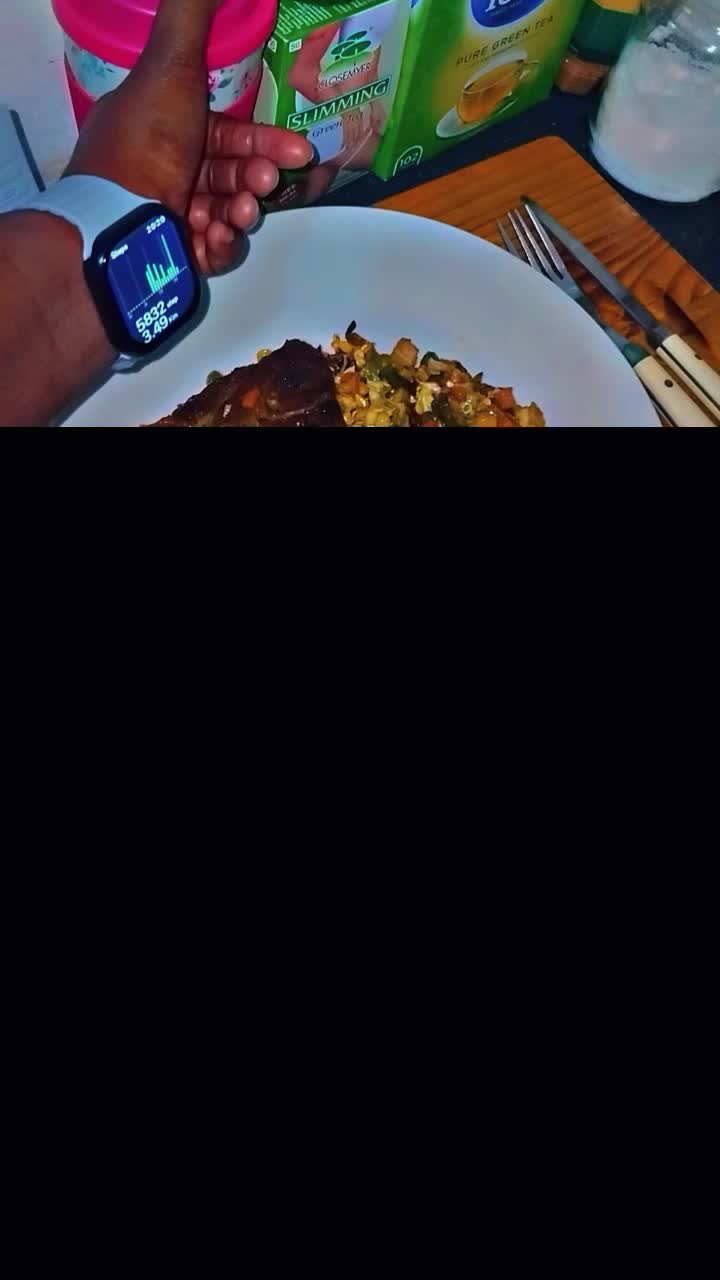 Home Sweet Home, Bluff