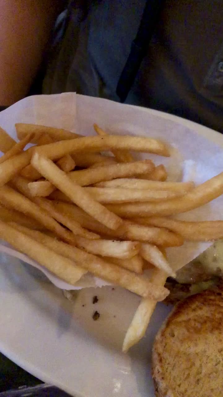 Video review of The Cheesecake Factory