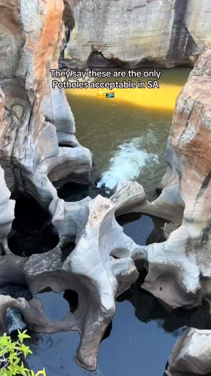 Mpumalanga, Bourkes potholes