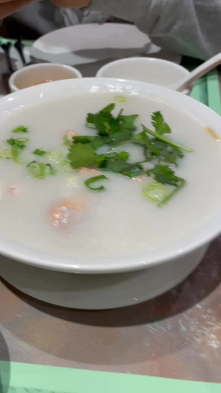 Video review of Congee Wong 天皇名粥