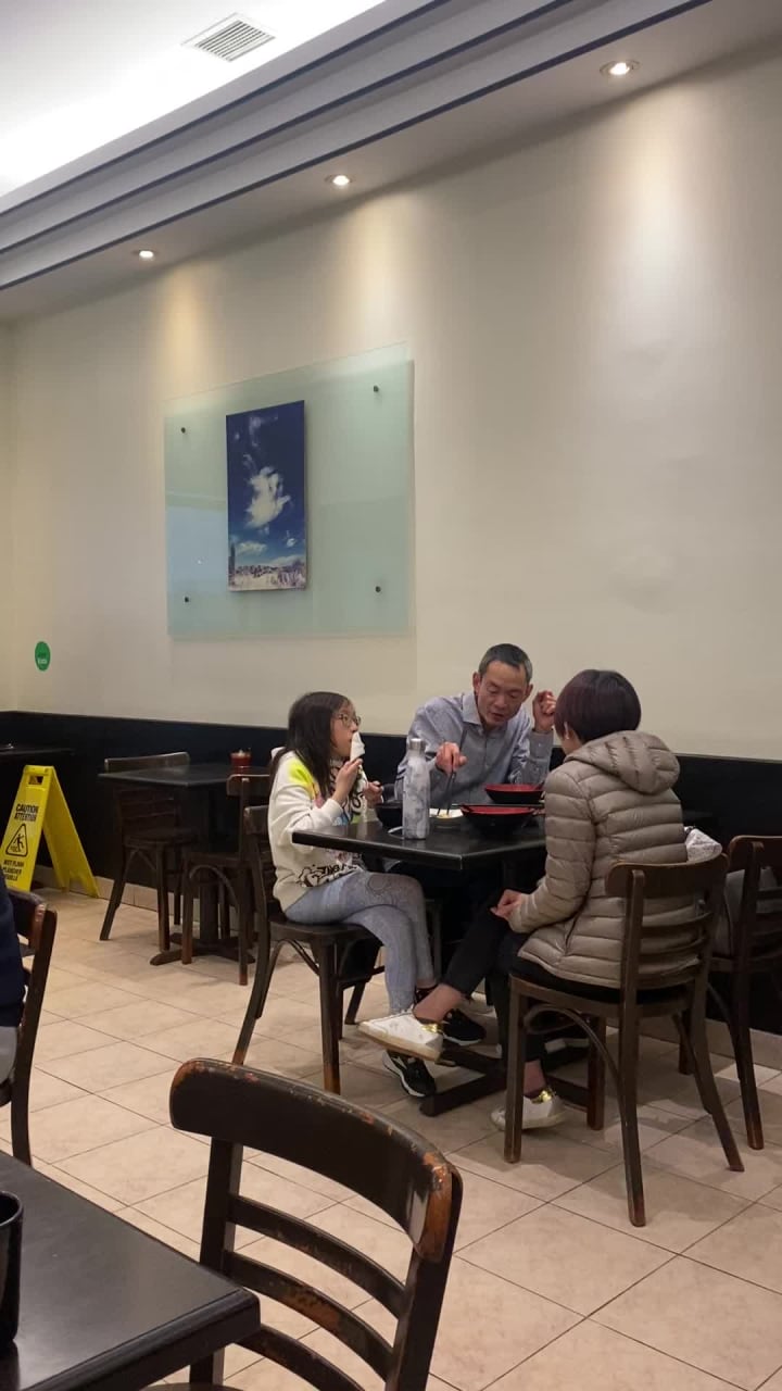 Video review of Mei Nung Beef Noodle House 美濃牛肉麵館