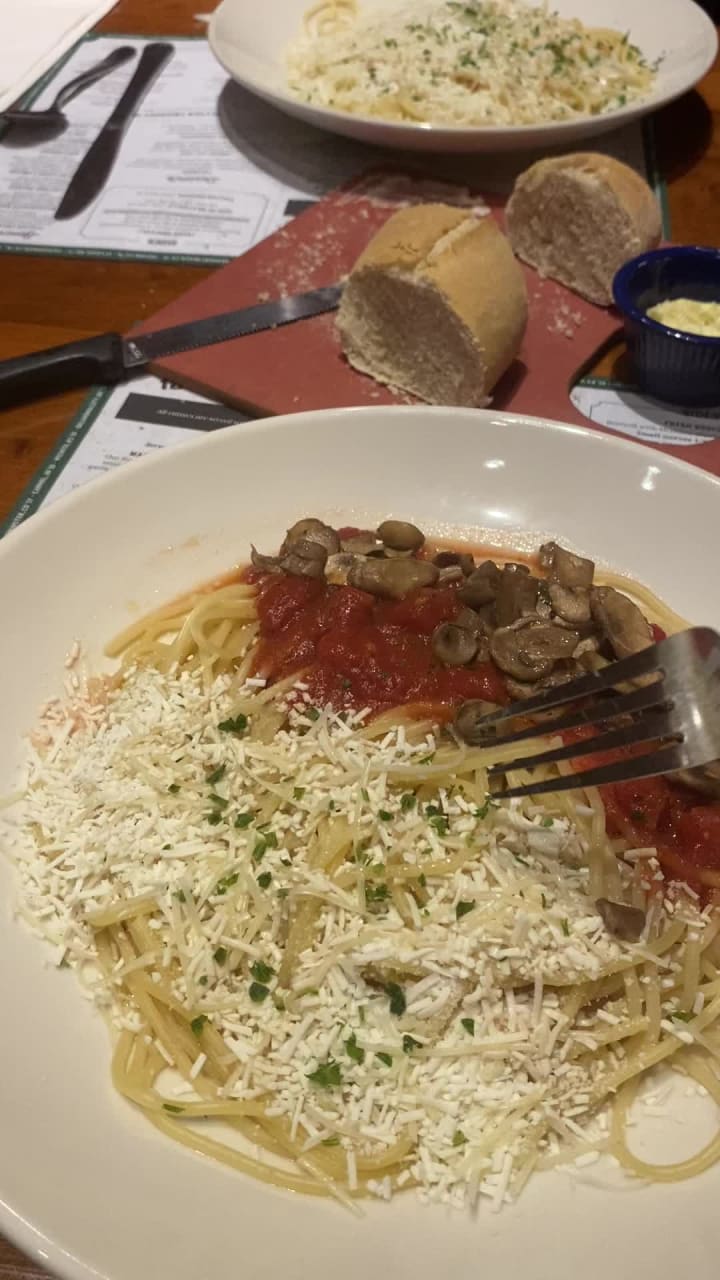 Video review of The Old Spaghetti Factory