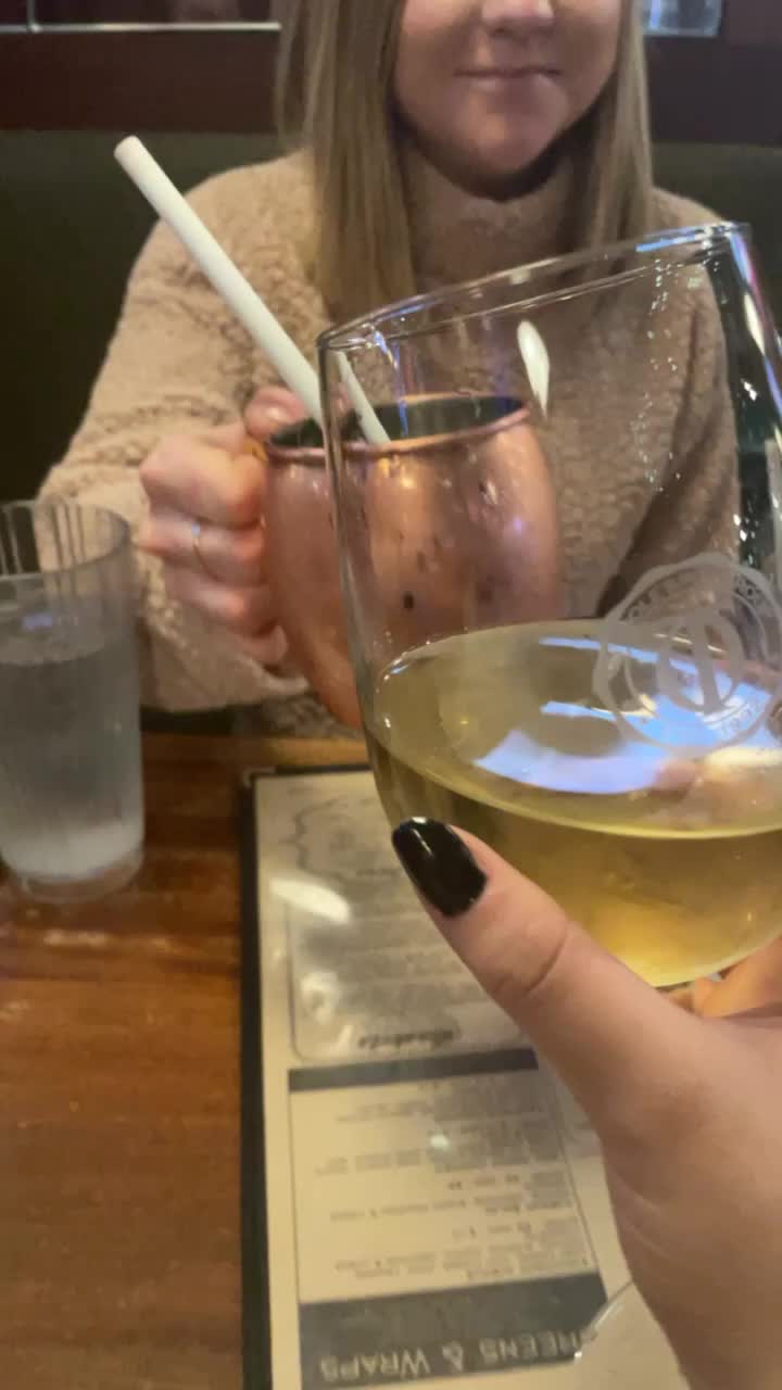 Video review of Timothy O'Toole's Pub Chicago