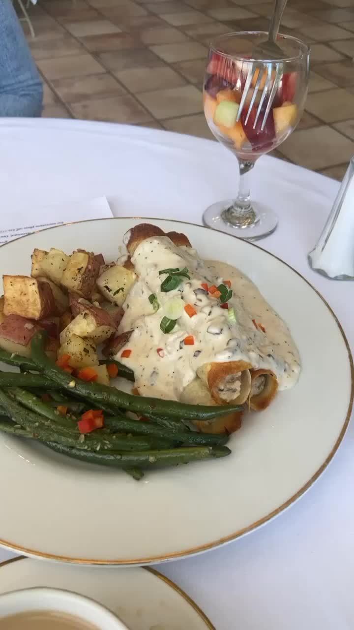 Video review of Grand Island Mansion