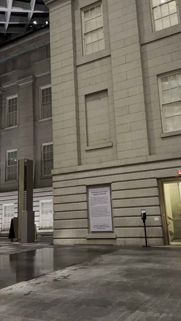 Video review of Robert and Arlene Kogod Courtyard