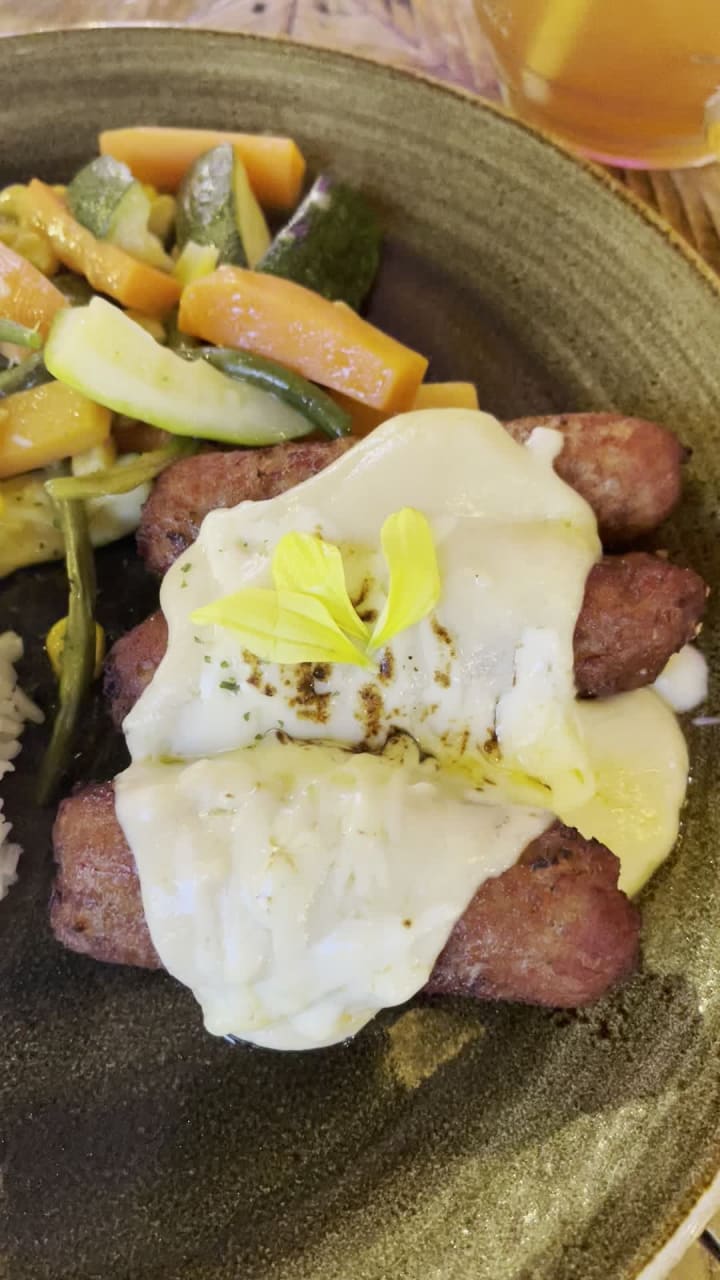 Flossom Kitchen + Cafe