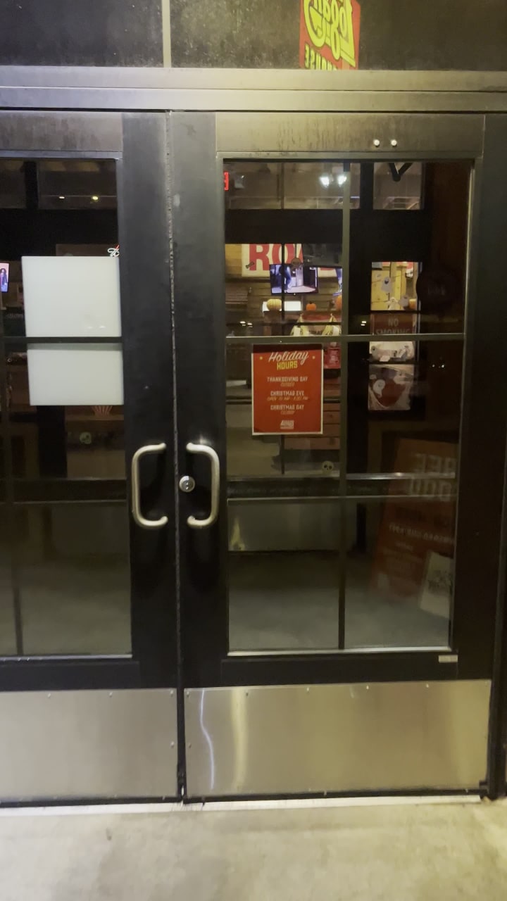 Video review of Logan's Roadhouse