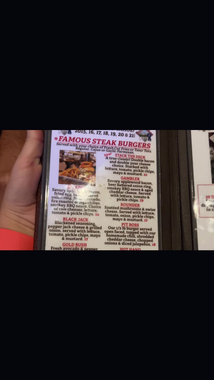 Lucky Beaver Bar and Casino