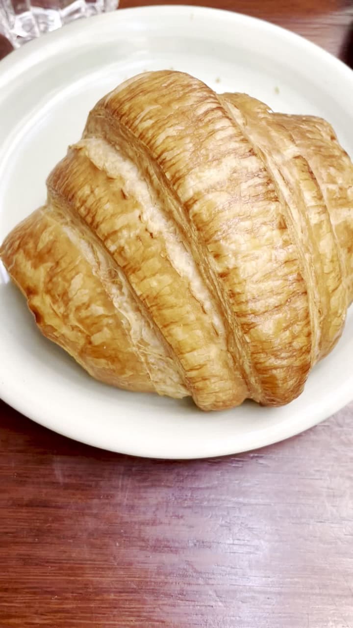 Video review of Café Nin