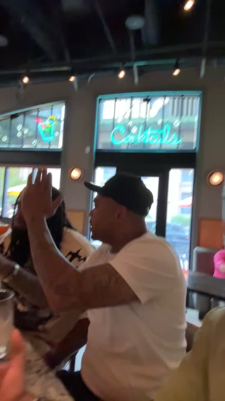 Mootz Pizzeria + Bar