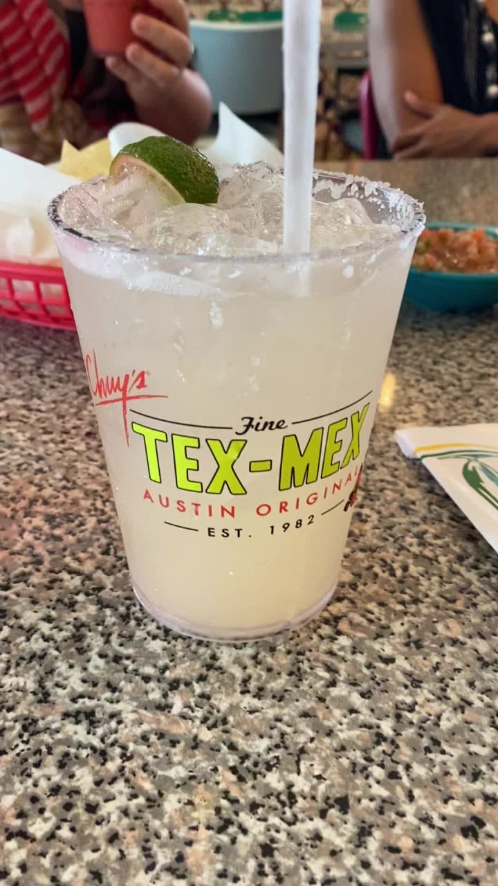 Video review of Chuy's