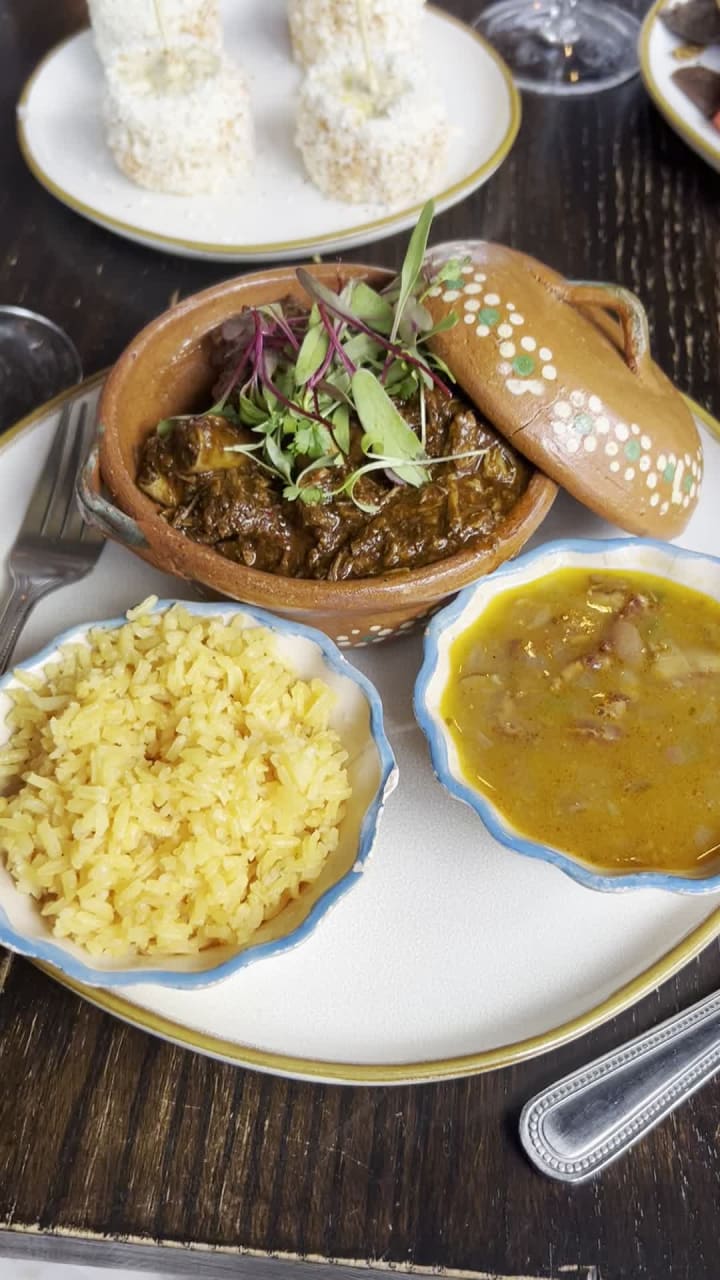 Maderas - Kitchen & Cantina