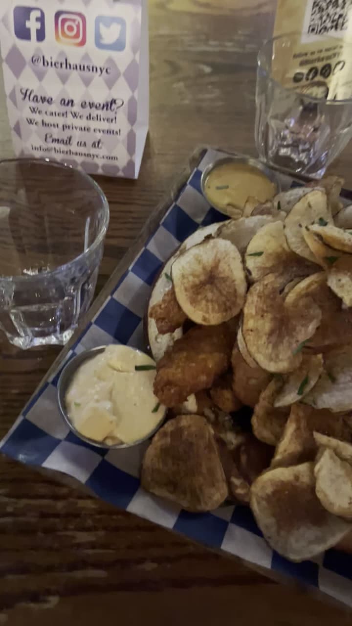 Video review of Miss Ada