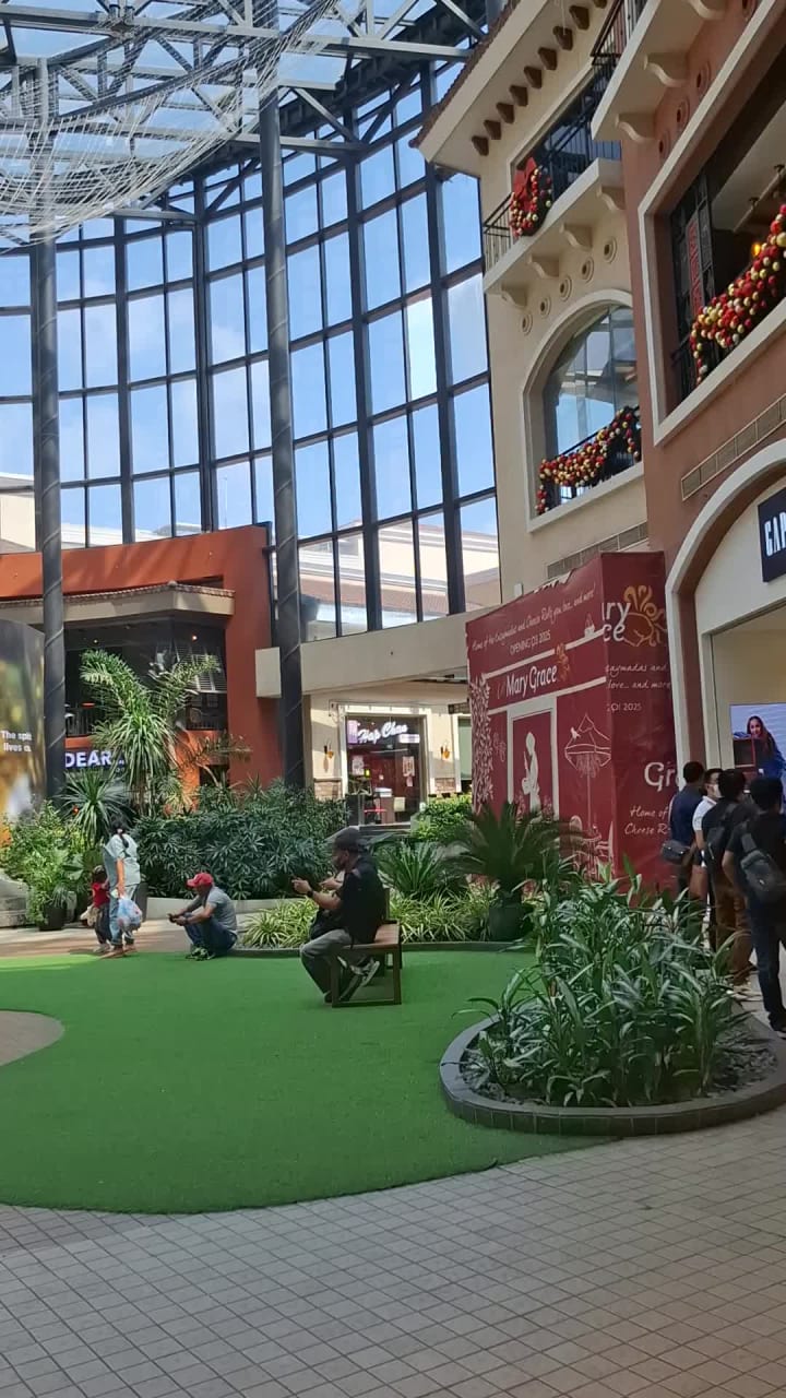Evia Lifestyle Center