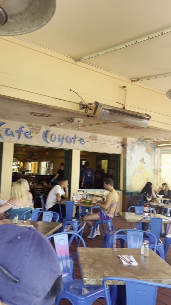 Video review of Cafe Coyote