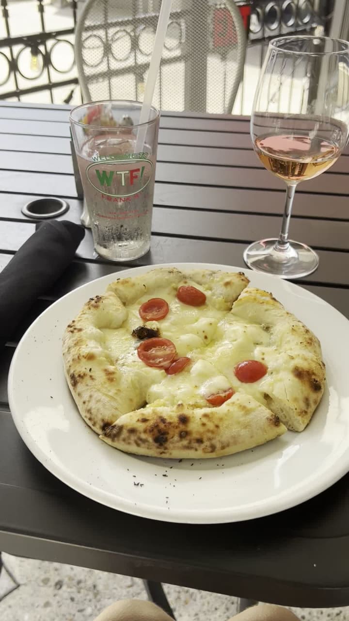 Video review of Frank's Pizza Napoletana