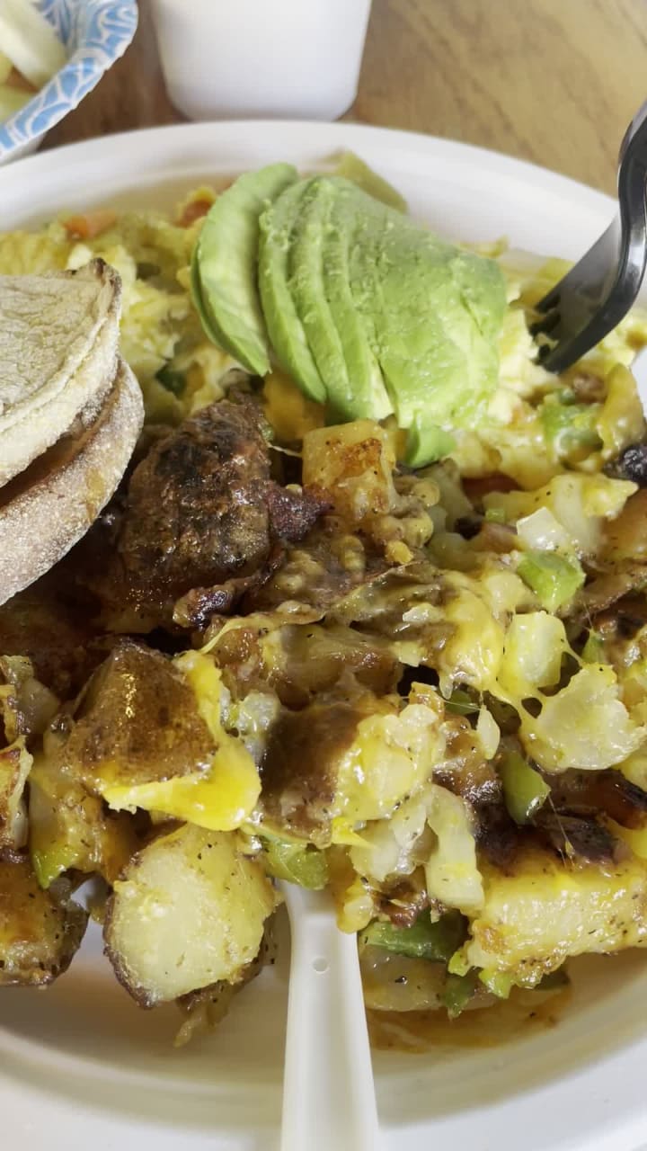 Video review of Kono's Cafe