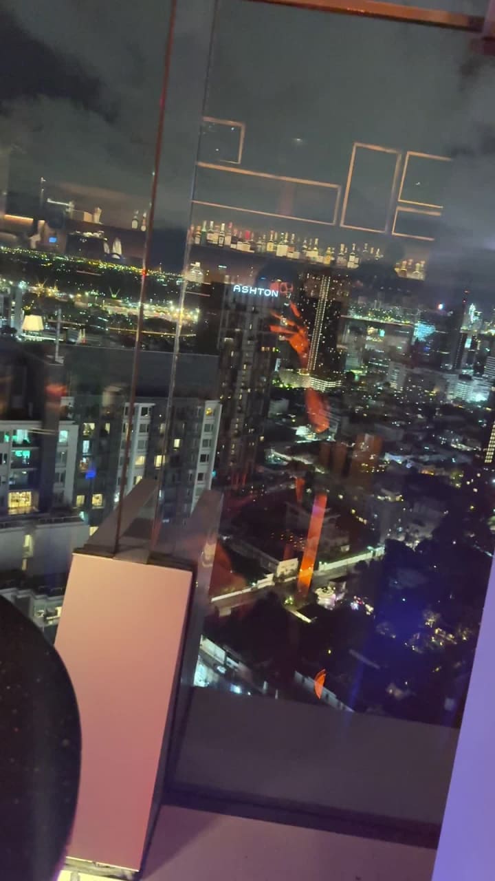 Food Center mid Asoke