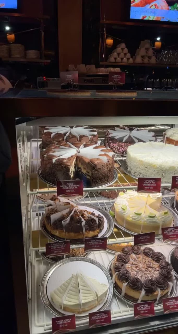 Video review of The Cheesecake Factory
