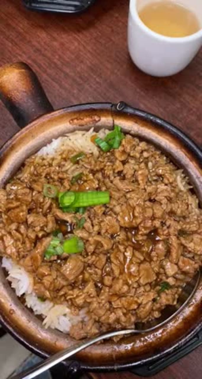 Video review of Clay Pot Cafe