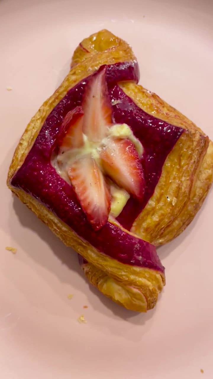 Video review of Julien Boulangerie