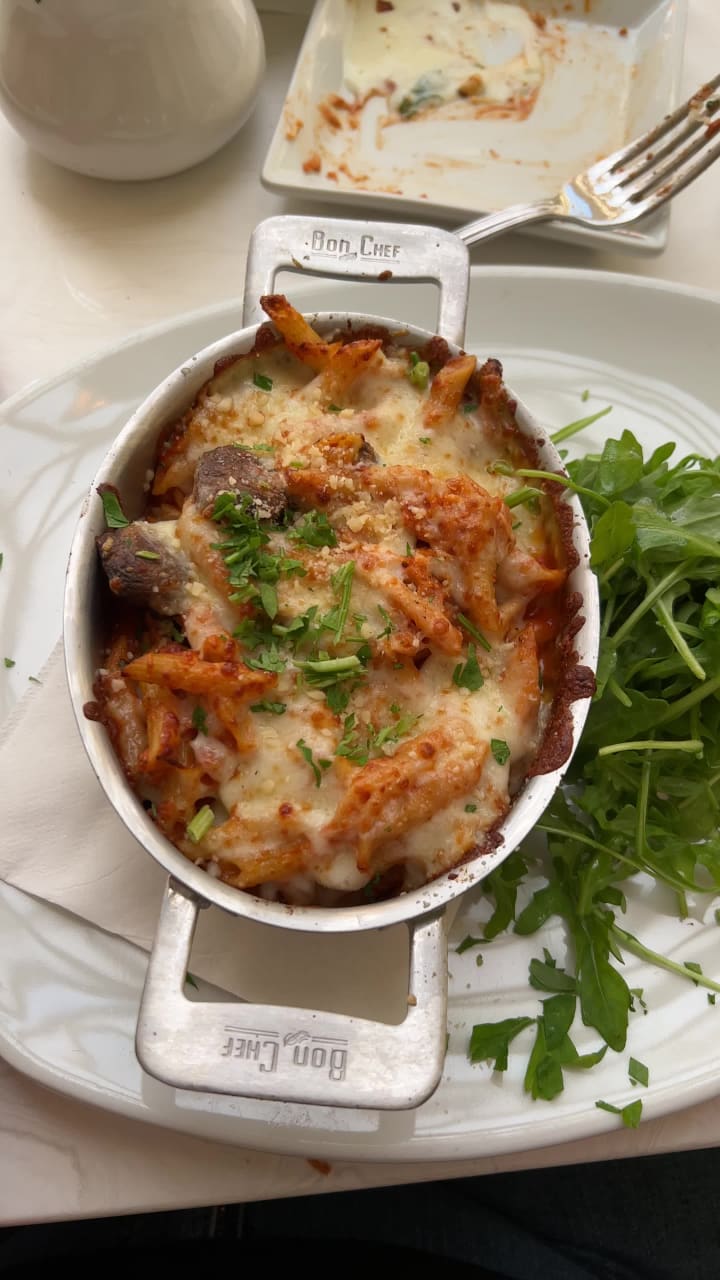 Video review of Tony's Town Square Restaurant