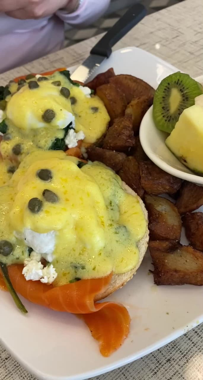 Universel Déjeuners et Grillades