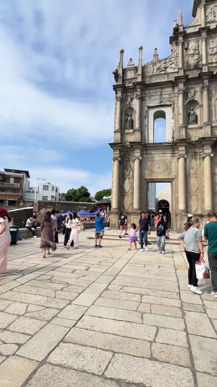 Video review of Ruins of St. Paul's (大三巴牌坊)
