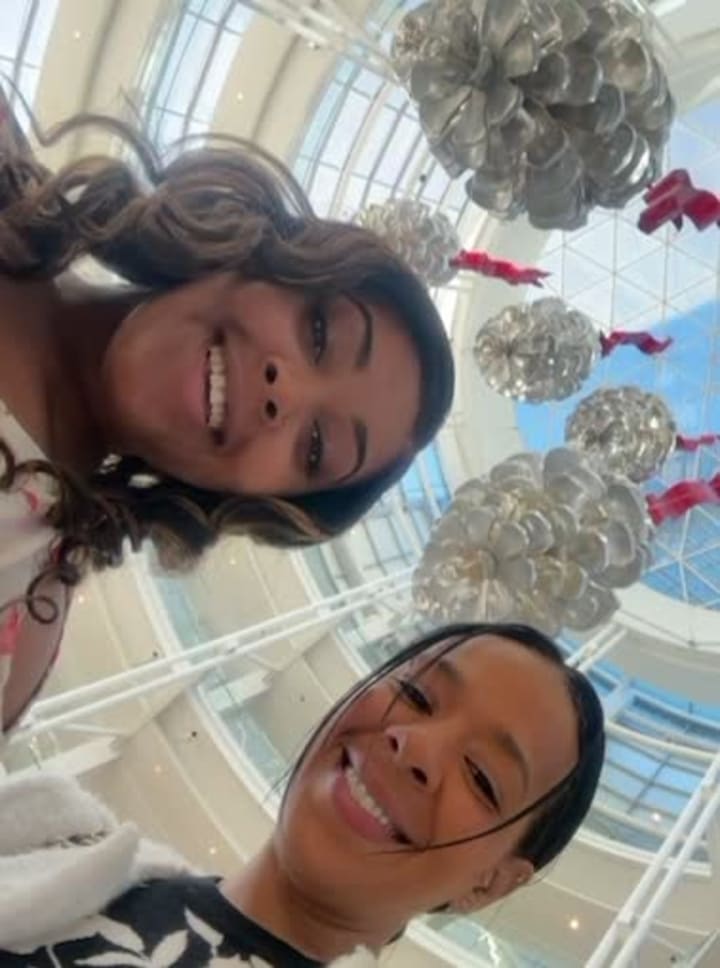 Video review of Vast