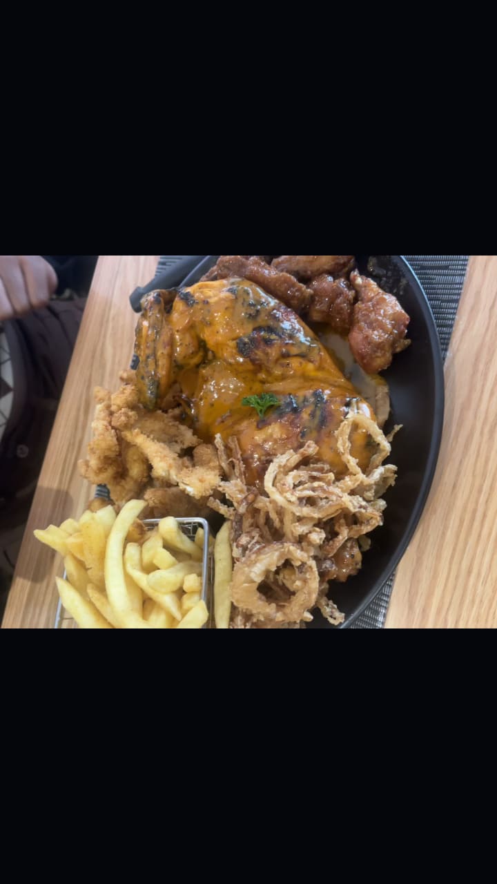 Rosebank Mall-Spur halaal