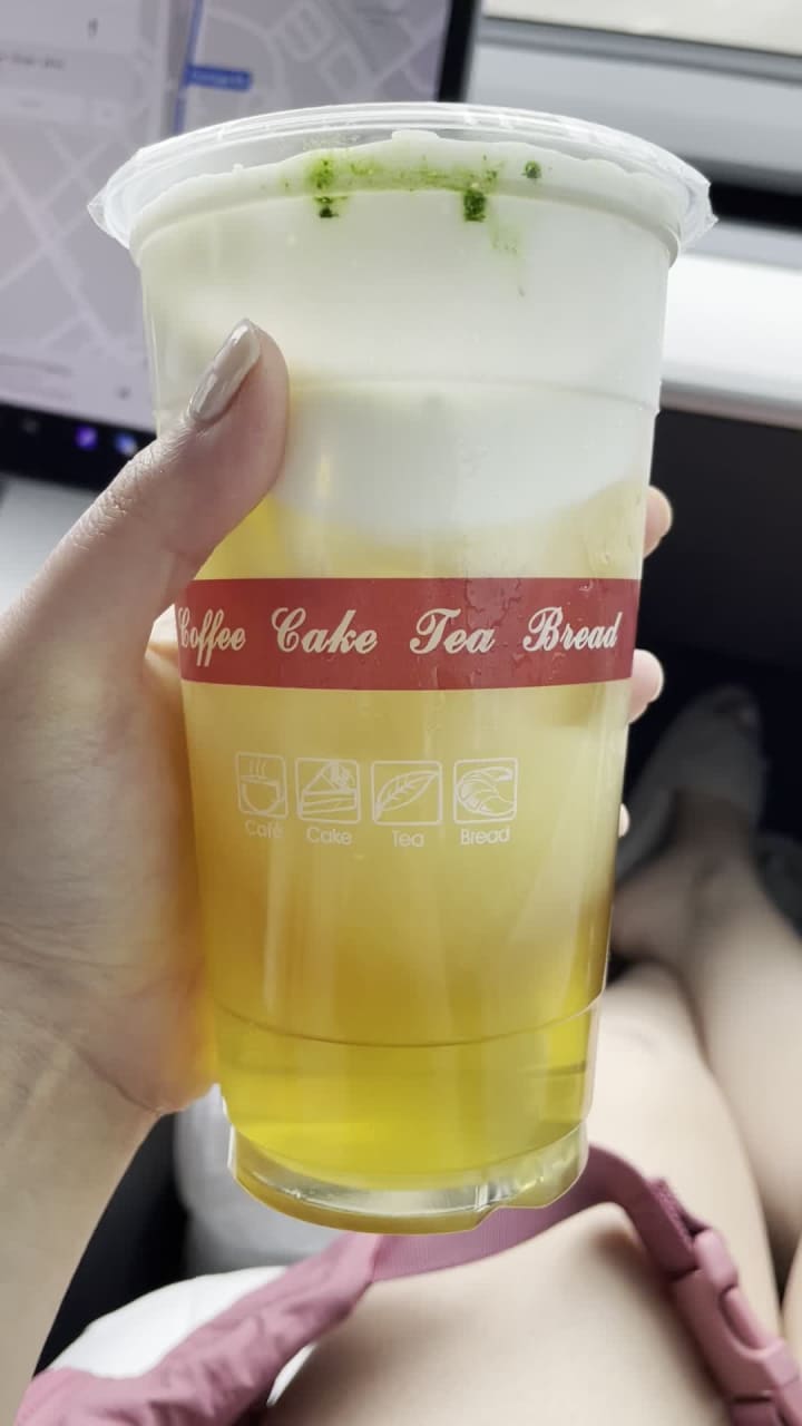 Video review of 85°C Bakery Cafe