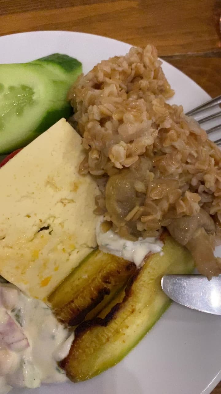 Video review of Arthurs Aghveran Resort Restaurant