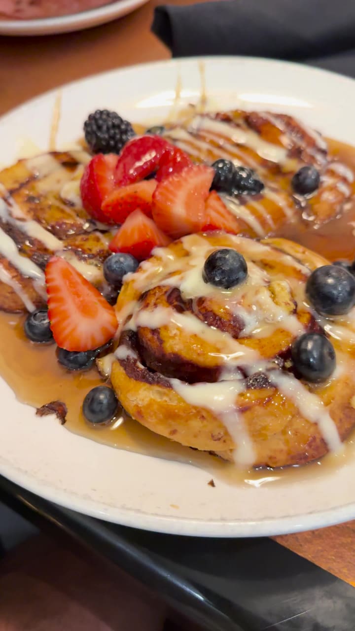 Another Broken Egg Cafe