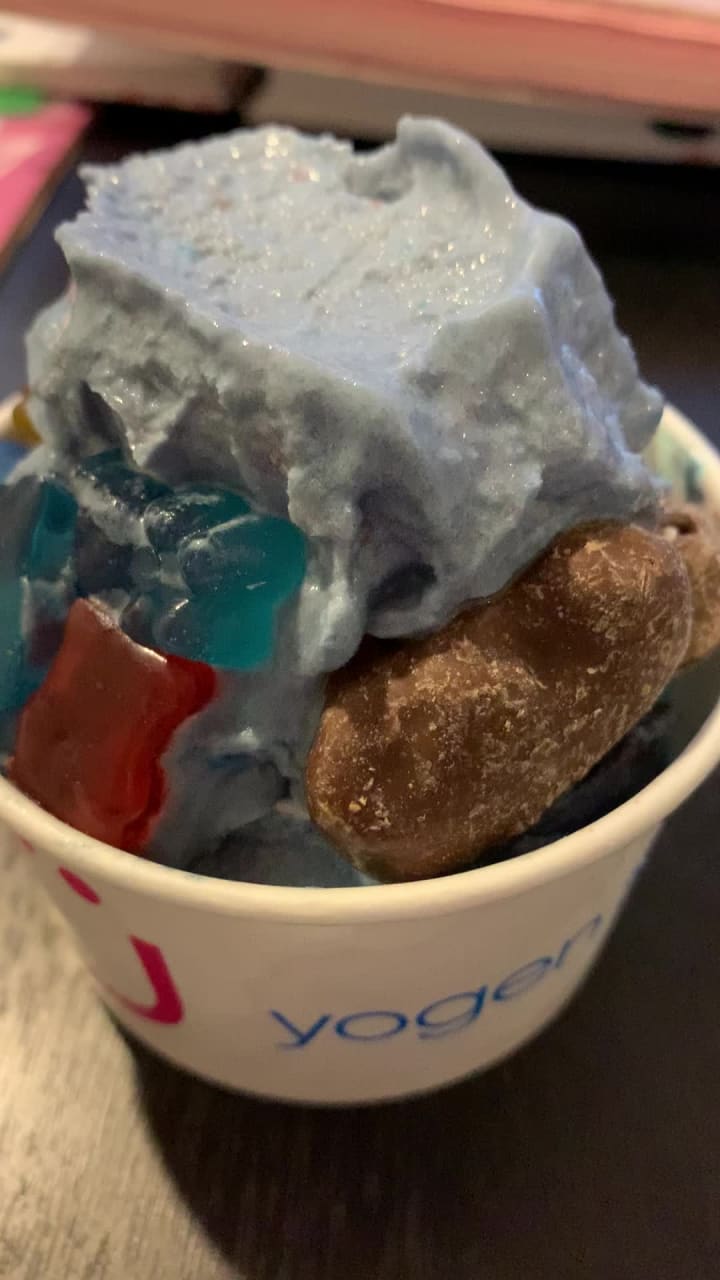 Video review of Yogen Früz