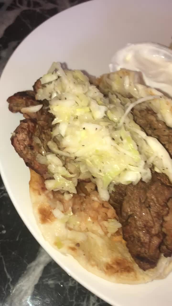 Video review of Taqueria El Milagro