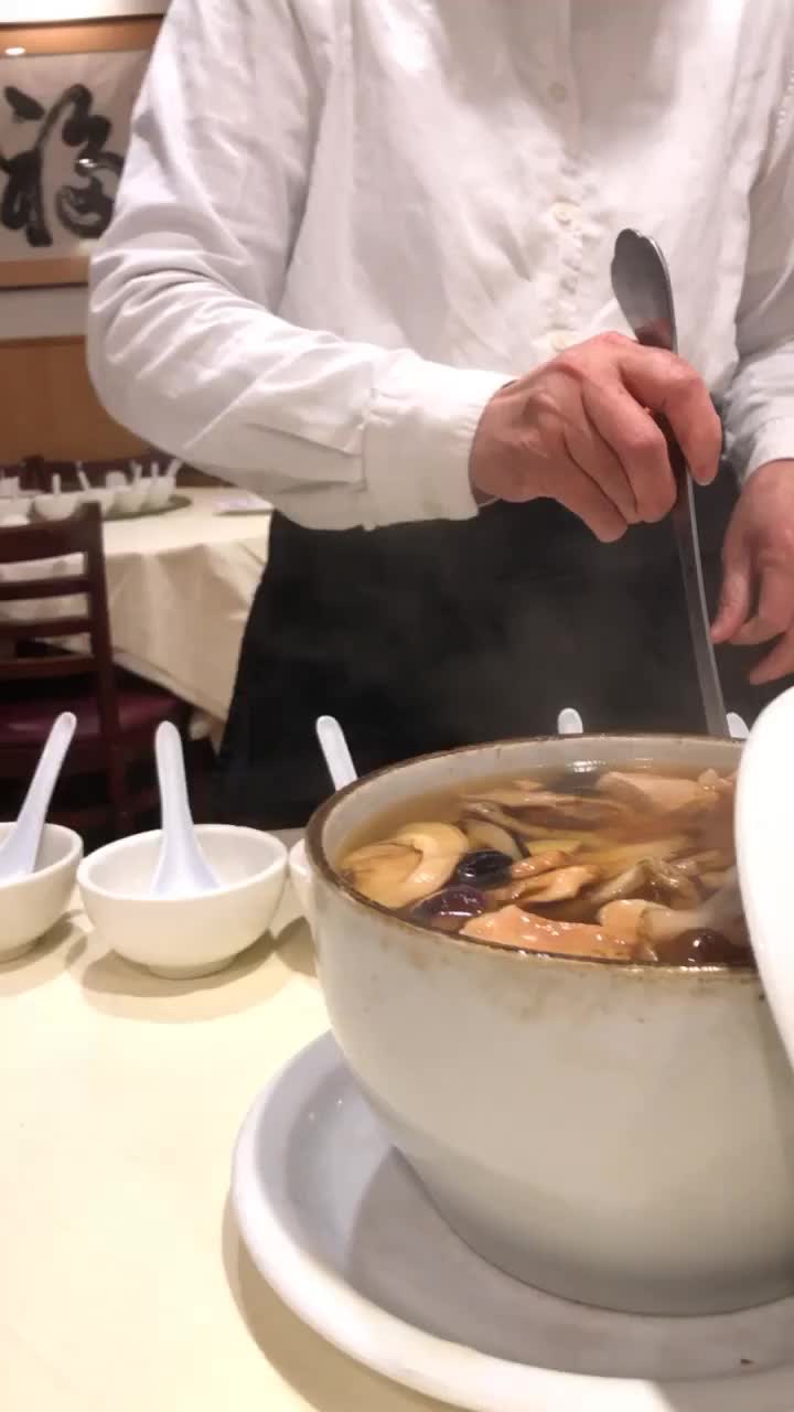 Video review of New Jumbo Seafood Restauraunt