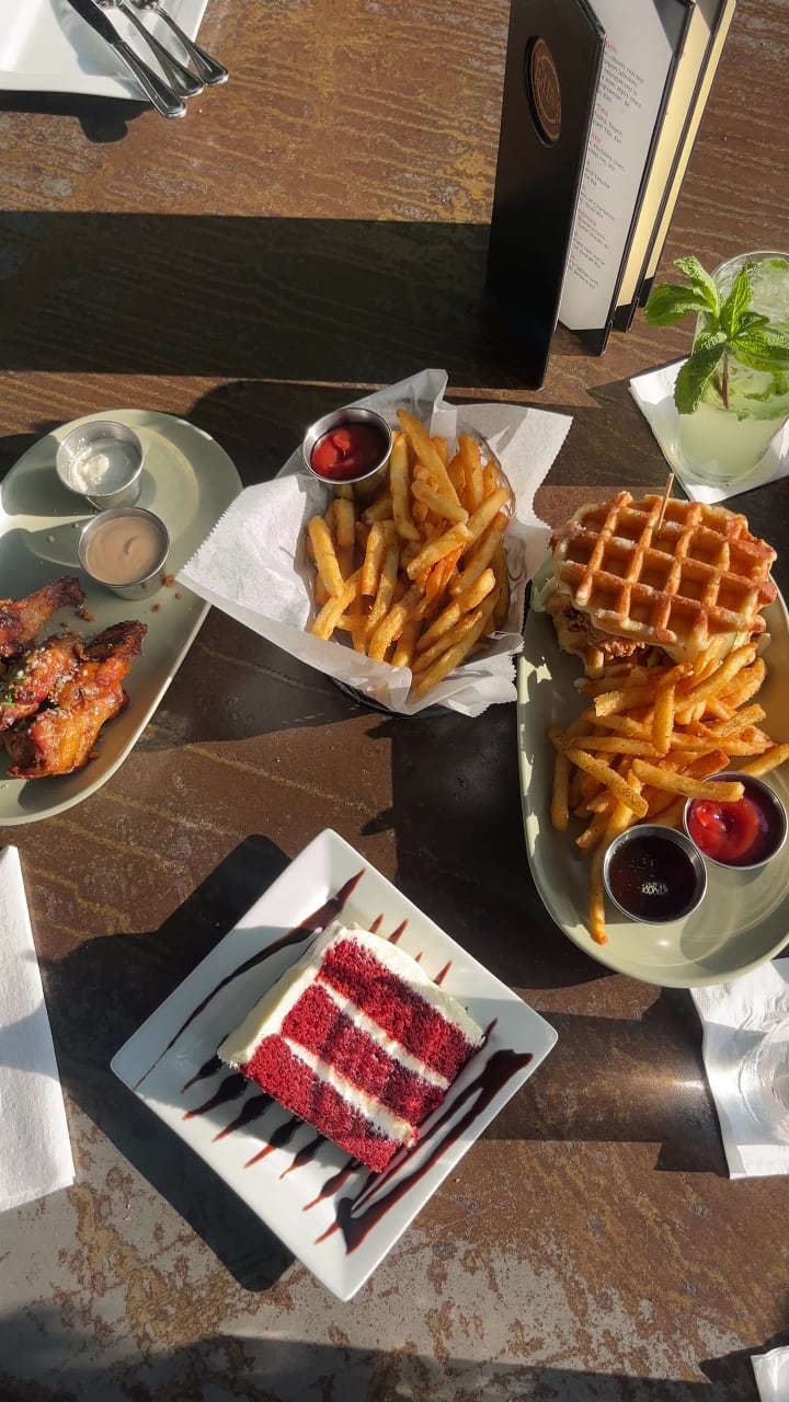 Video review of Ella’s Americana Folk Art Cafe