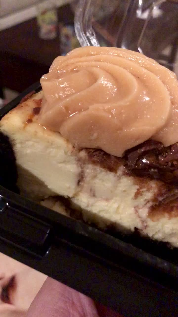 Video review of The Cheesecake Factory
