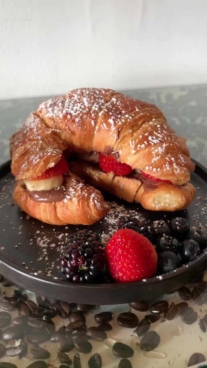 Video review of Chiefy Cafe