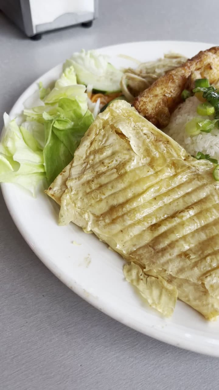 Video review of Com Tam Thien Huong