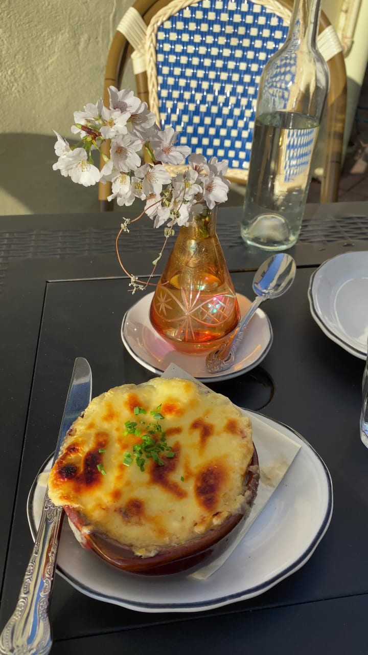 Video review of Chez Billy Sud