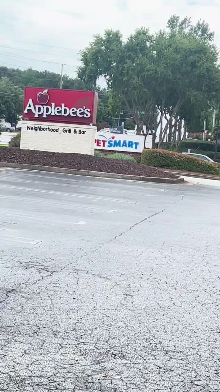 Applebee’s Grill + Bar